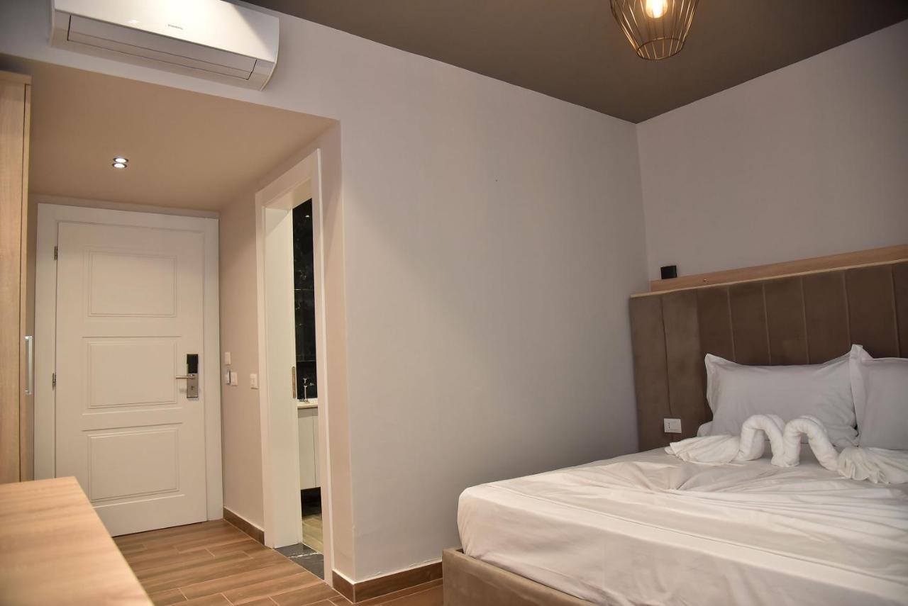 Hotel Lubjana Драч Екстериор снимка