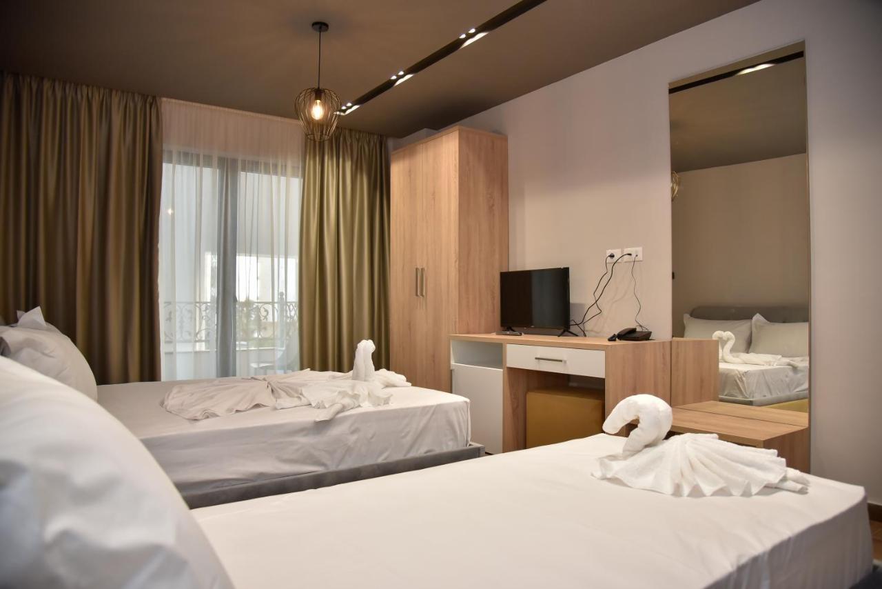 Hotel Lubjana Драч Екстериор снимка