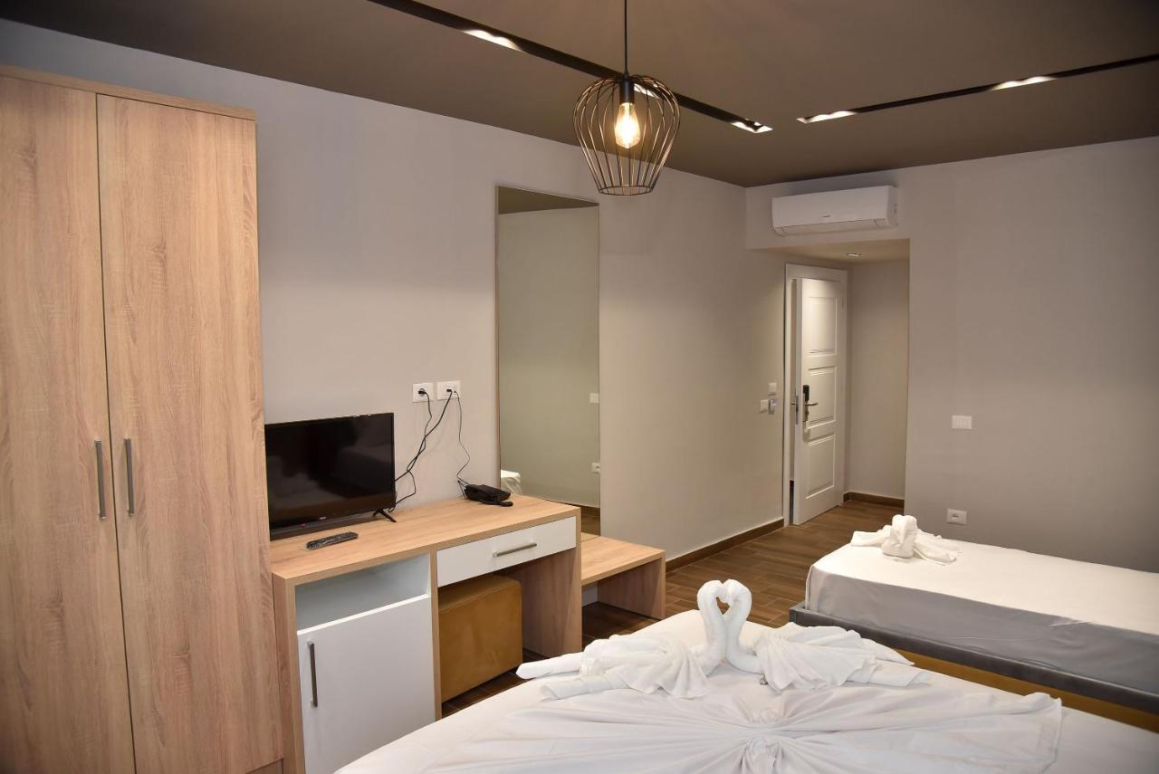 Hotel Lubjana Драч Екстериор снимка