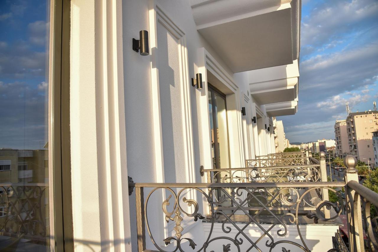 Hotel Lubjana Драч Екстериор снимка