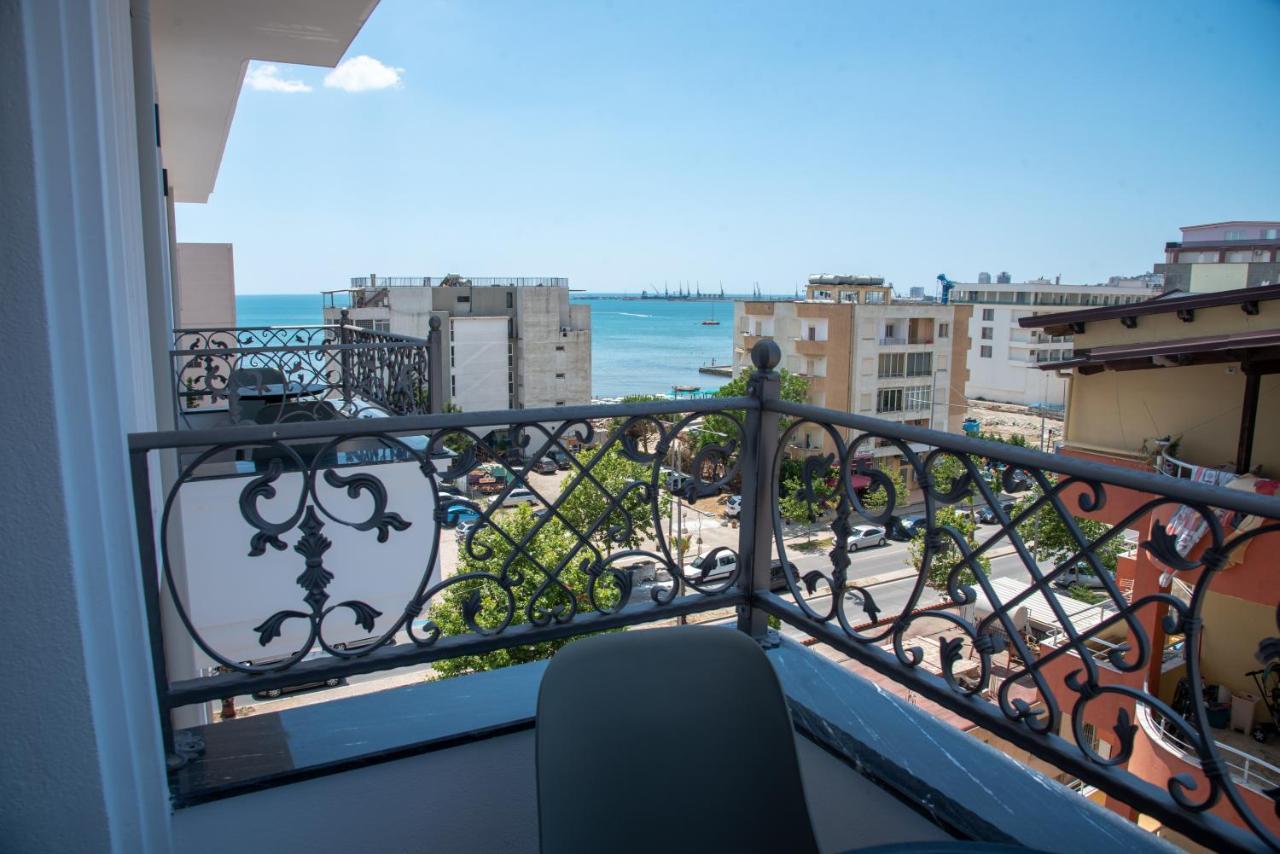 Hotel Lubjana Драч Екстериор снимка